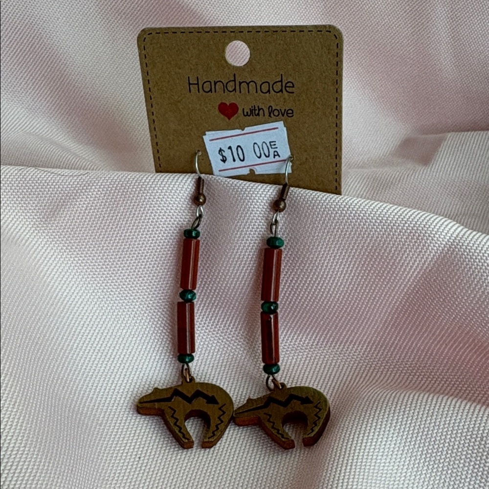 🟢 Handmade Vintage Western Wooden Bear Earrings